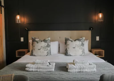 Beautiful Betty Room3